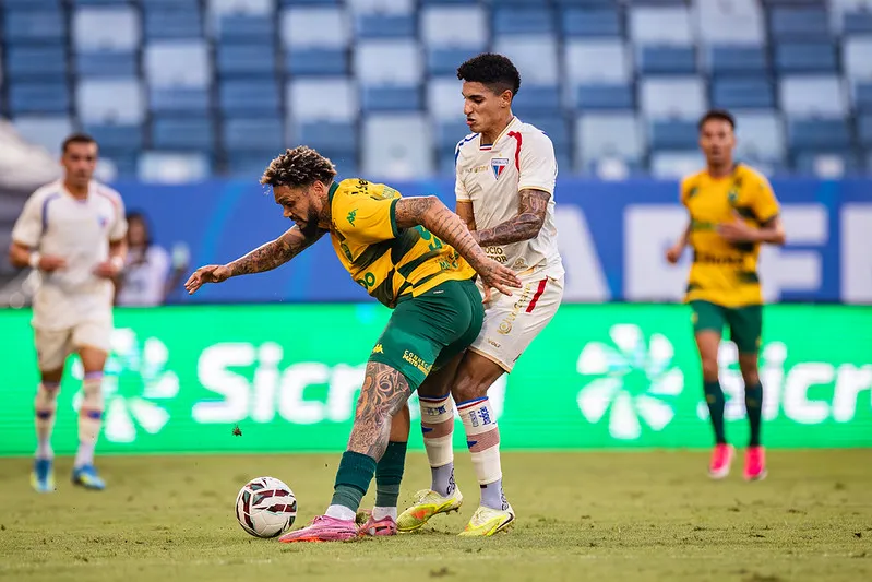 Cuiabá e Fortaleza empataram por 1 a 1 na tarde deste domingo (9), na Arena Pantanal, em partida válida pela 21ª rodada da Série B (Foto: Ascom Dourado)