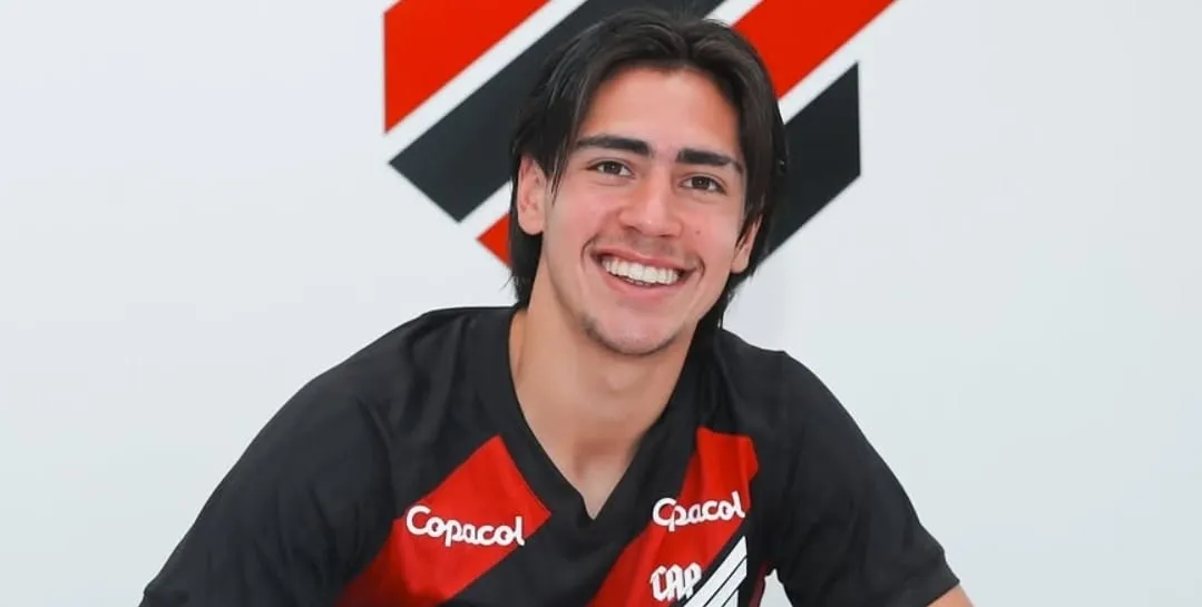 8QYxratb NICOLAS AZAMBUJA