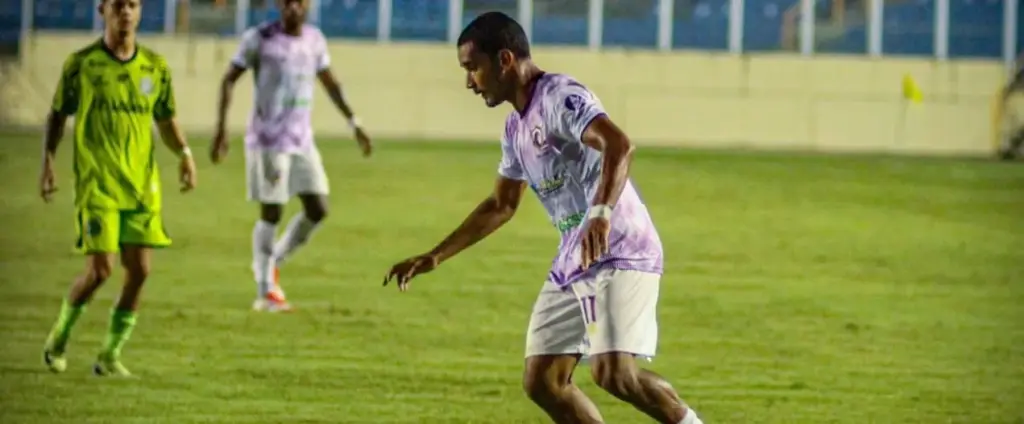 Artilheiro do Falcon valoriza classificação em torneio estadual