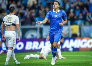Grêmio 3 x 1 Chapecoense - Reabilitação e moral pro Gre-Nal