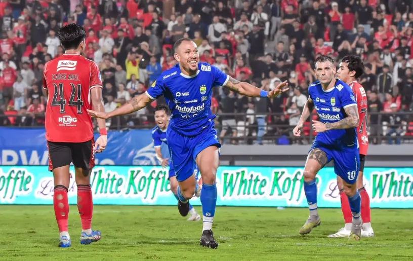 Gustavo França celebra fase artilheira jogando na Indonésia 2 I8HawIvD image