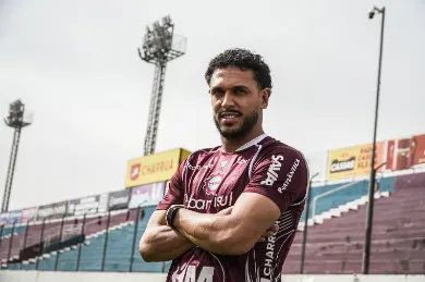 Apresentado no Caxias, lateral revela desejo antigo de trabalhar com Farnei