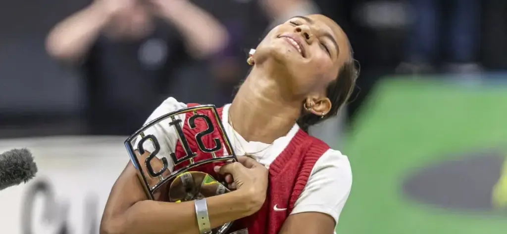 Campeã do SLS Rio, Rayssa Leal fala sobre importância da terapia em volta por cima