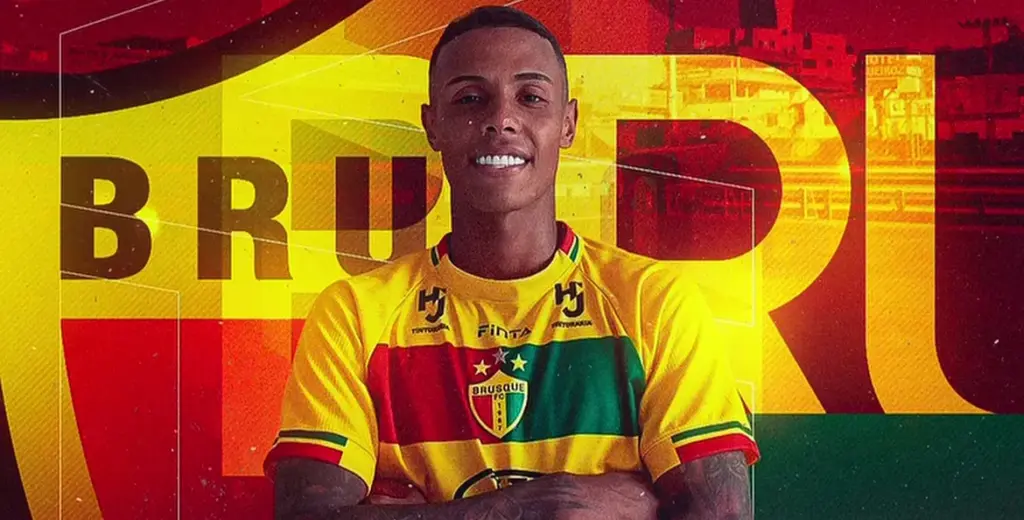 Brusque negocia empréstimo do meia Guga a clube do mesmo dono em Portugal