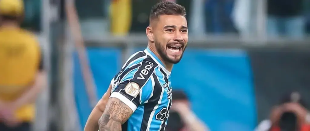 Grêmio se aproxima de rescisão de contrato com lateral-direito
