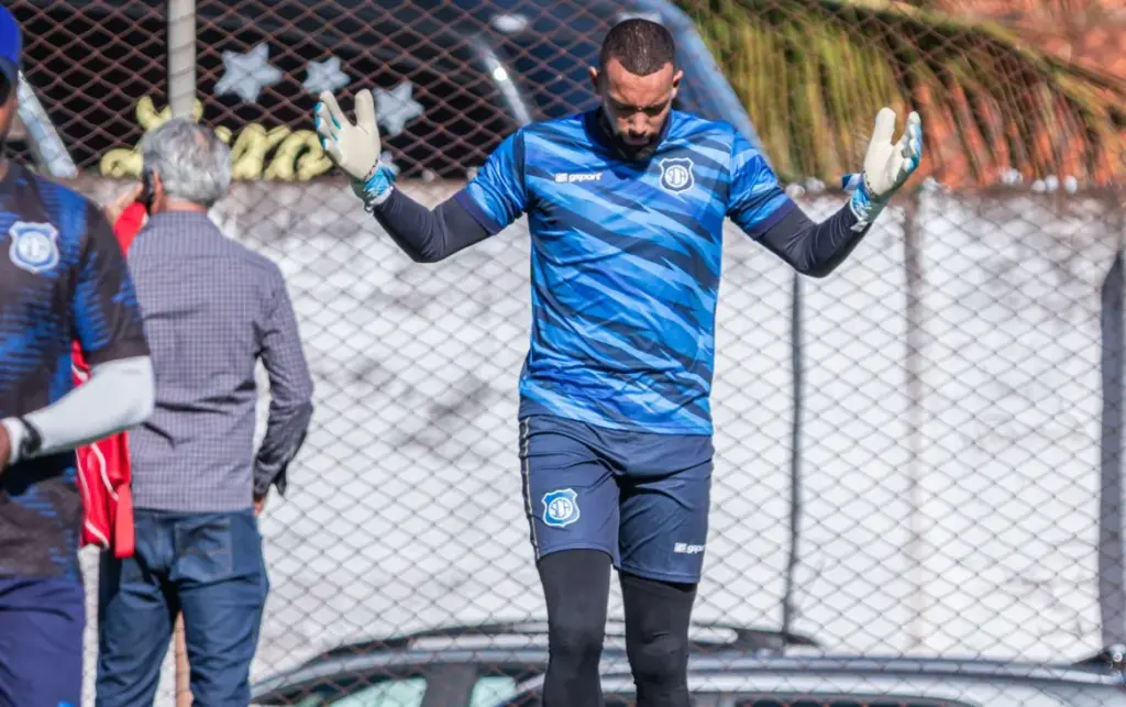Marília anuncia goleiro ex-Aymores-MG para o restante da Copa Paulista
