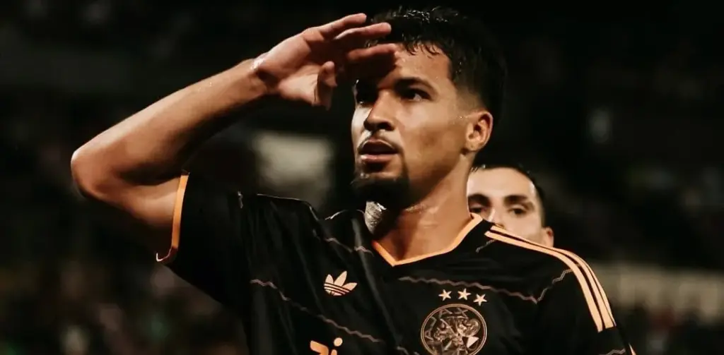 Gullit questiona confiança de Marcos Leonardo no Ajax: 'Senti pena'