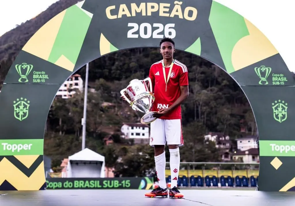Joia do Internacional brilha na conquista da Copa do Brasil Sub-15 e entra no radar da seleção 2 N1YLRwQ3 KAIQUE 2