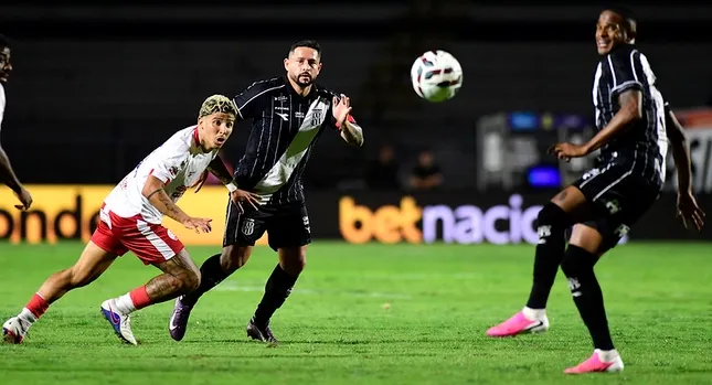 Ponte Preta 1 x 1 Náutico - Macaca fica com dois a mais e chega a 16 jogos sem vencer 4 Série B - 2026