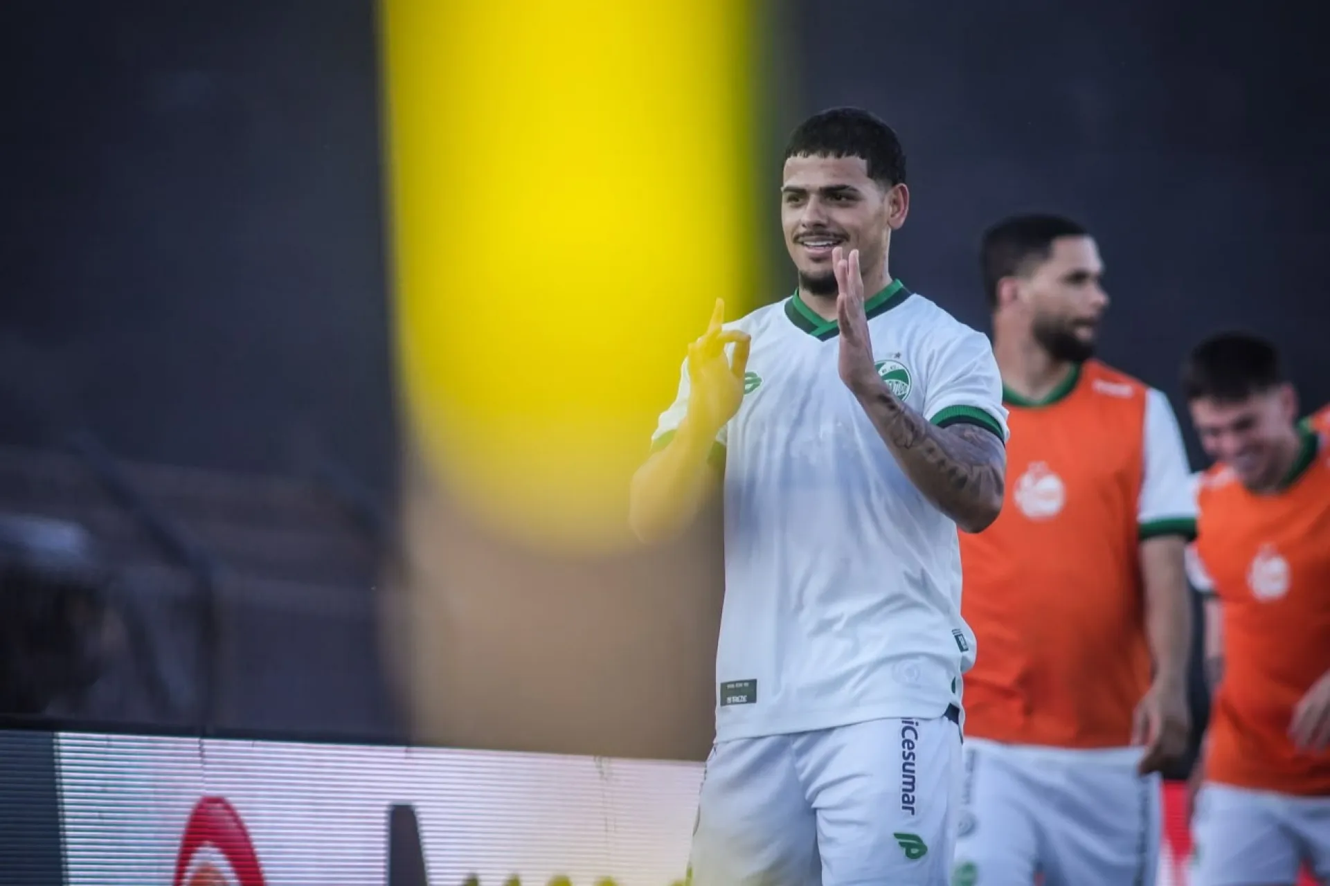 "Azarões" dominam a Seleção FI da 21ª rodada da Série B 4 Rai Silva