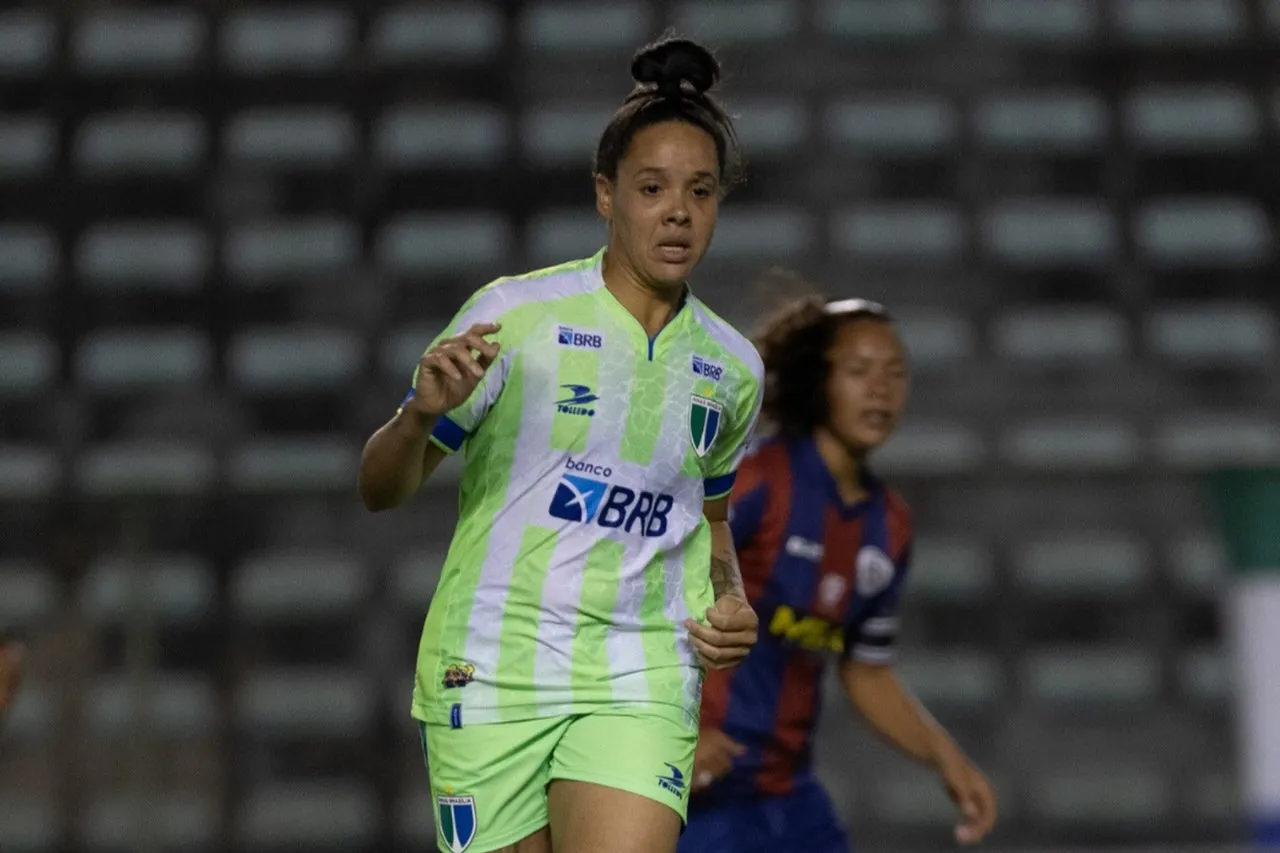 Minas Brasília e Itabirito empataram por 1 a 1 na noite deste sábado, pelo jogo de ida das semifinais do Campeonato Brasileiro Feminino A2 (Foto: Divulgação)