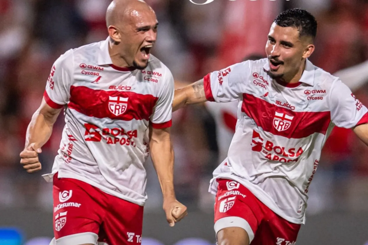CRB venceu o Criciúma por 2 a 1 na noite deste domingo (30), no Estádio Rei Pelé (Foto: Ascom/CRB)