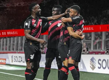 Athletico-PR abre vantagem na Copa do Brasil