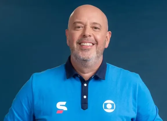 Alex Escobar passa por cirurgia no Rio de Janeiro