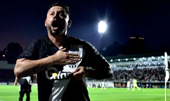 Identificação, ídolo da torcida e liderança técnica, Elvis completa 150 jogos pela Ponte Preta 2 Elvis criticou a diretoia recentemente