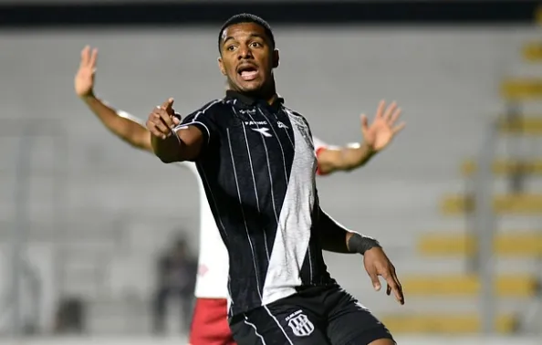 Ponte Preta volta a campo após goleada para o Vila Nova