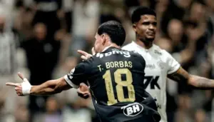 Atlético-MG 2 x 1 Vitória - Reservas do Galo deram conta