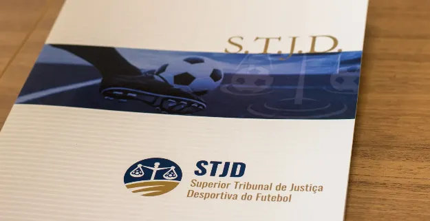 STJD concede efeito suspensivo, e Victor Gabriel fica liberado para jogar pelo Inter