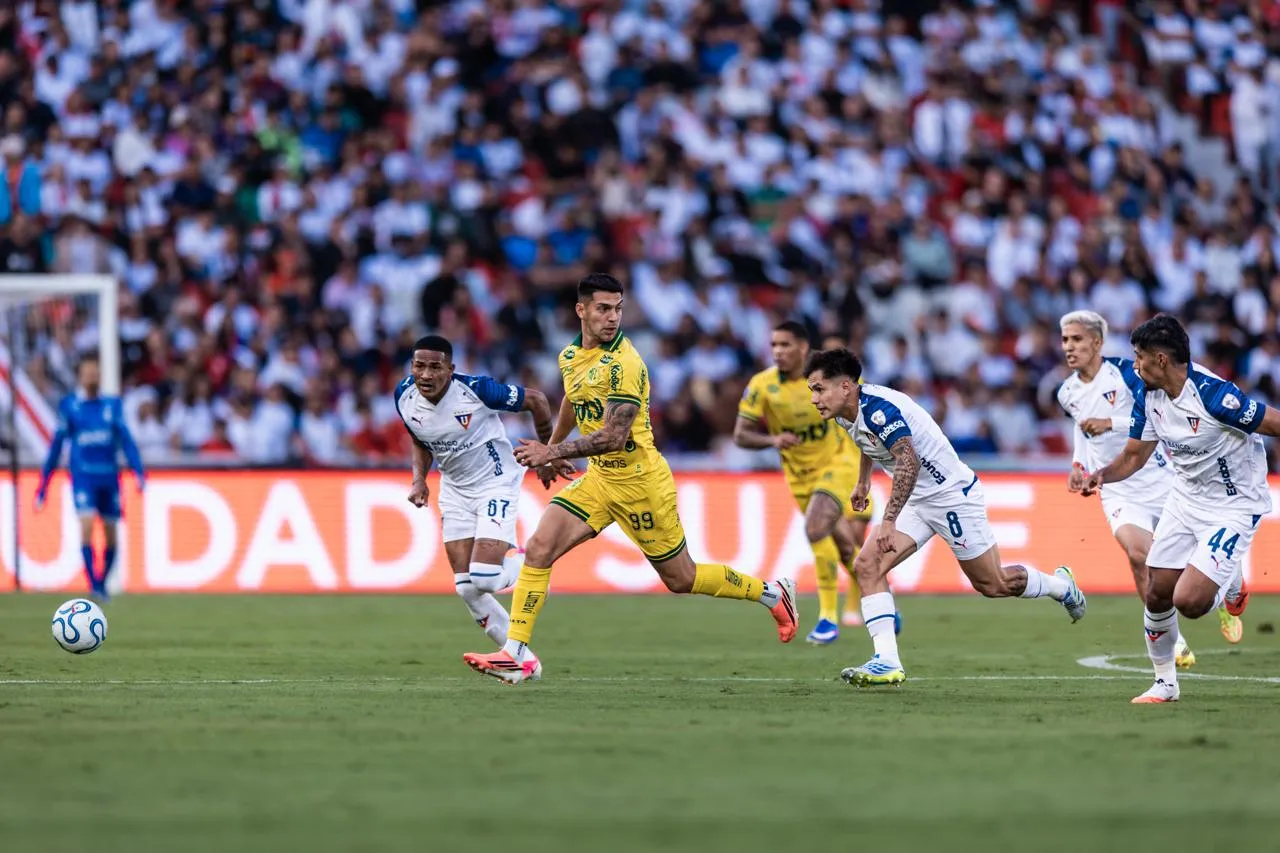 Mirassol é superado pela LDU nos pênaltis