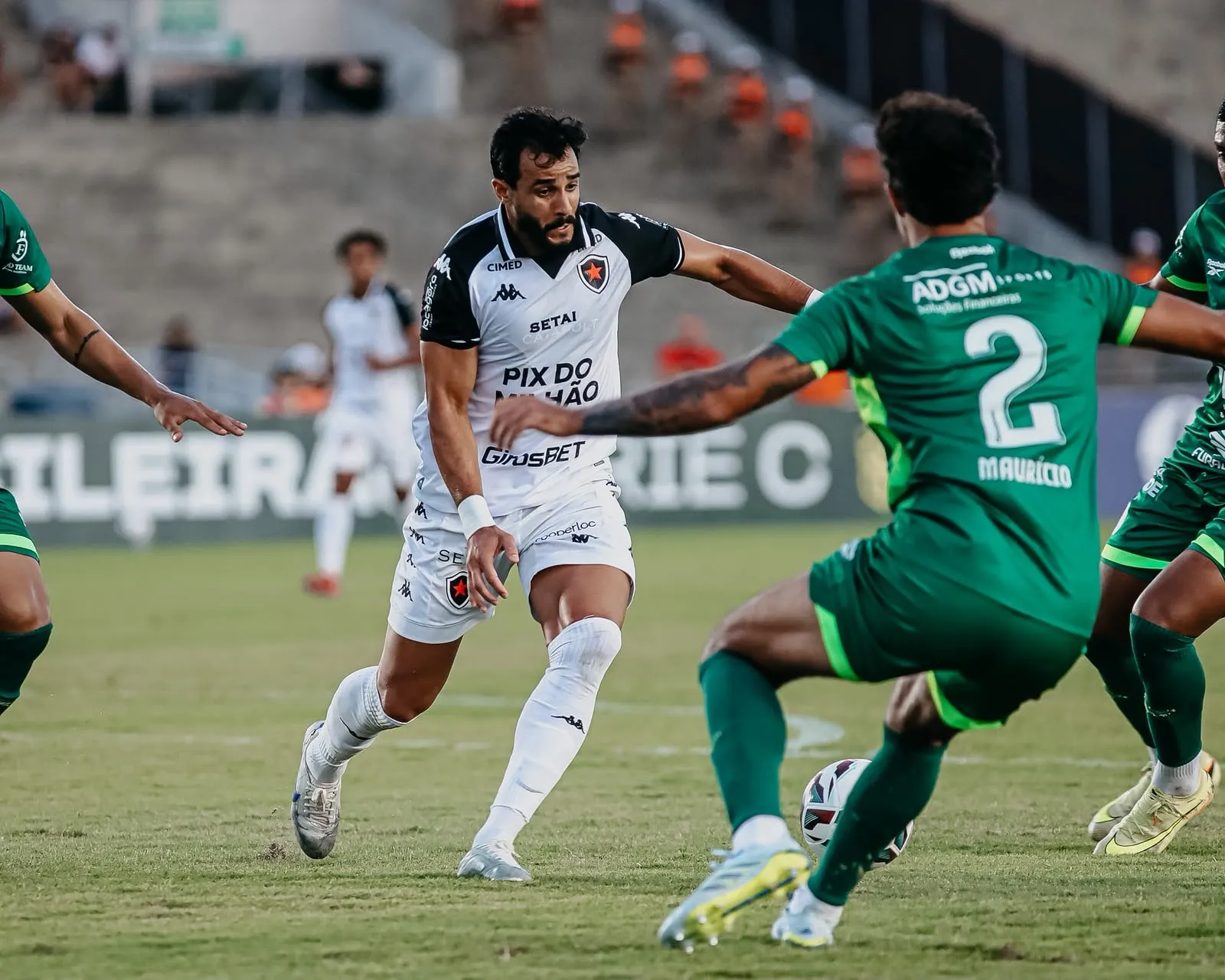 Botafogo garante vaga antecipada no Quadrangular da Série C
