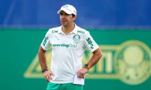Abel Ferreira repete Leila para cutucar o Flamengo