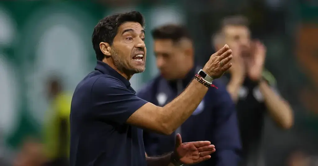 Palmeiras oscila e torcida perde a paciência com Abel Ferreira