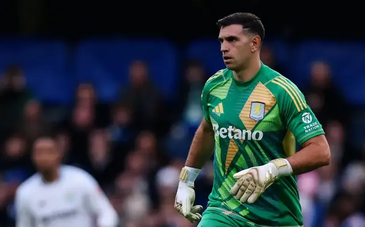 chelsea dibu martinez aston villa