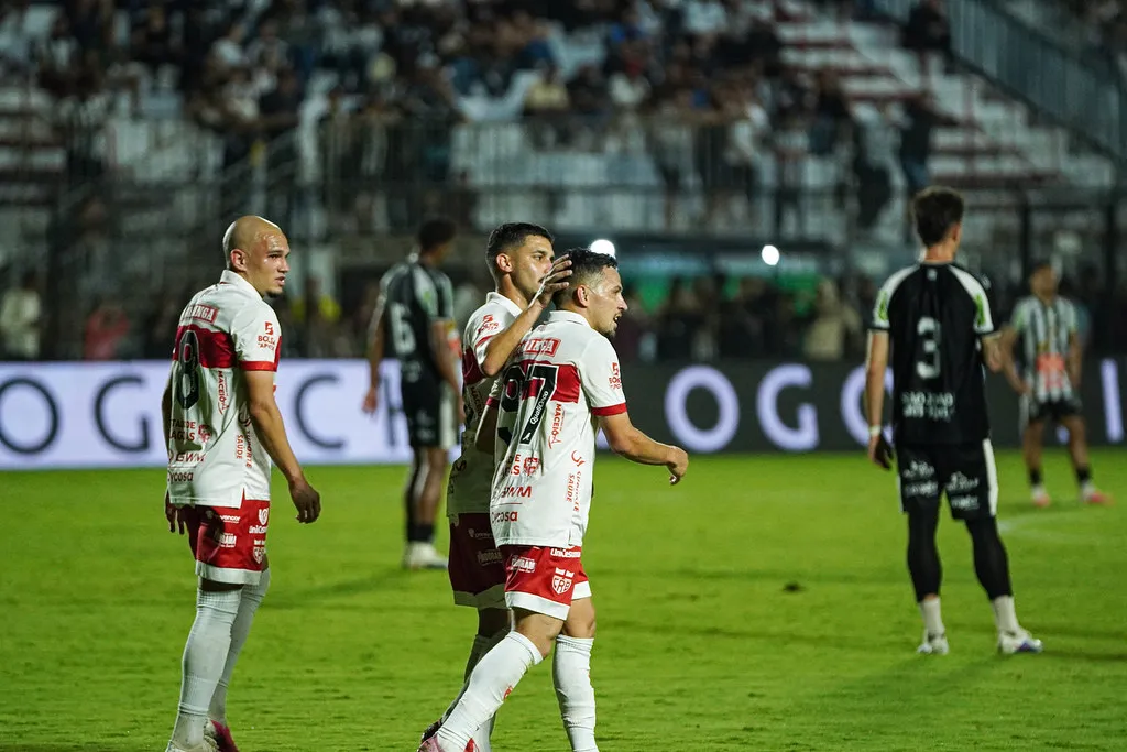 CRB bate Athletic-MG Série B