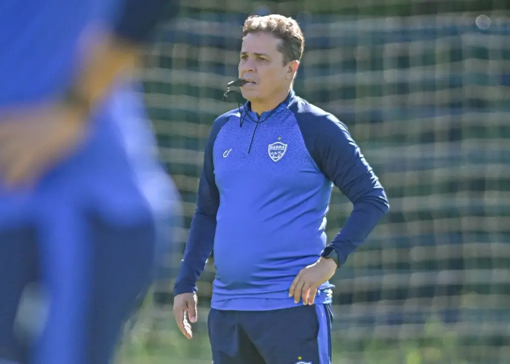 Evaristo Piza prevê jogo decisivo do Barra-SC na Série C: 