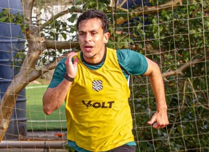 Figueirense x Ferroviária - Onde assistir, horário e escalações!