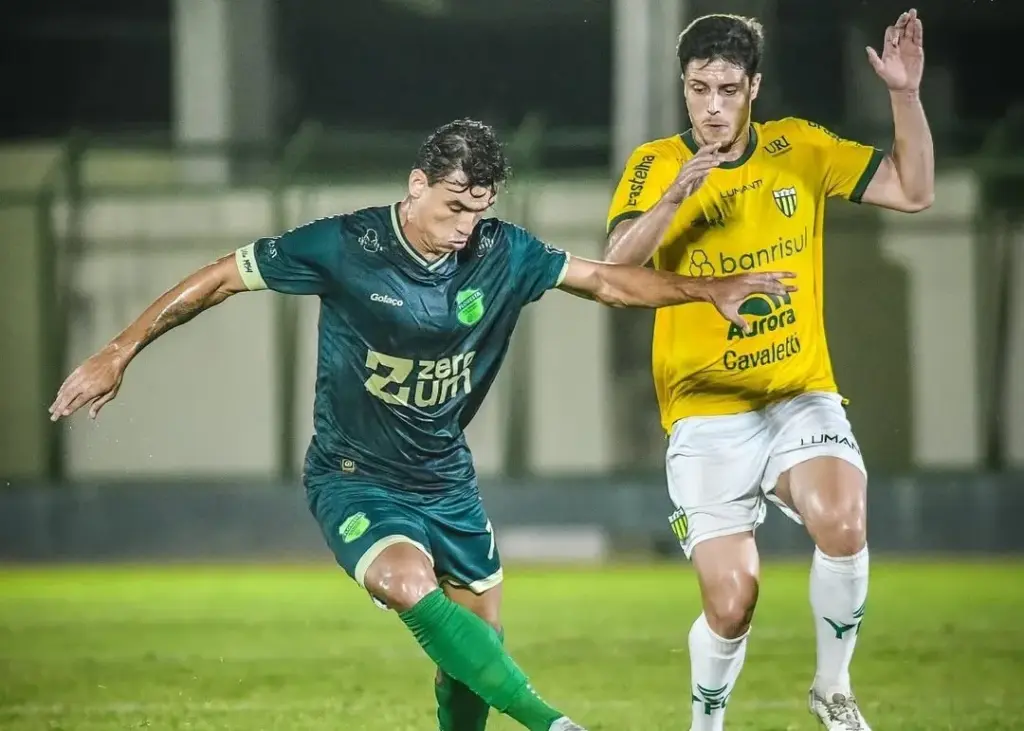 Ypiranga-RS x Floresta-CE - Onde assistir, escalações e arbitragem
