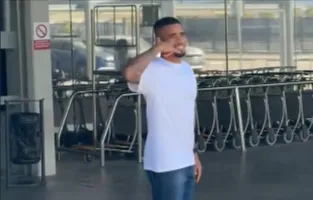 gabriel jesus barcelona aeroporto