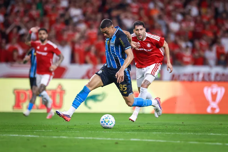 Grêmio x Chapecoense - Onde assistir, escalações e desfalques no Brasileirão