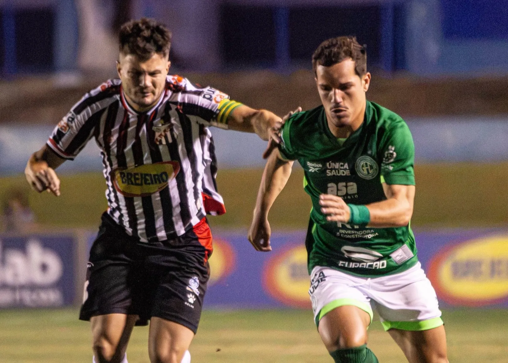 Guarani tropeça perde topo Série C