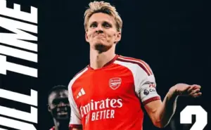 INGLÊS: Arsenal mostra força para defender título e vence na 1ª rodada