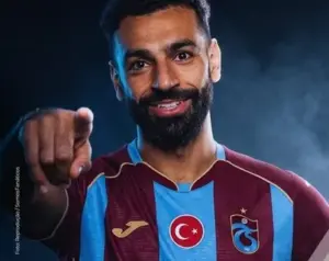Clube da Turquia fecha e anuncia Mohamed  Salah