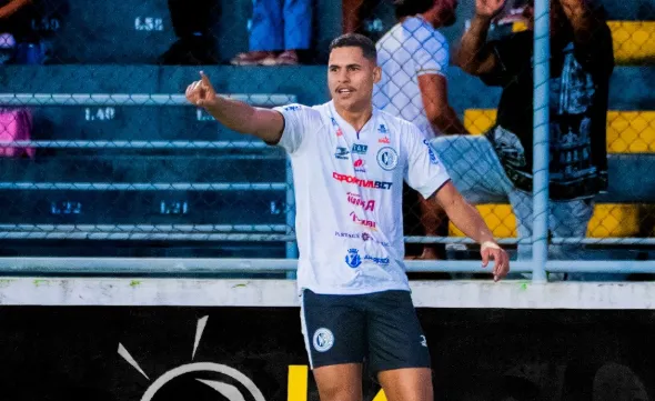 sport vitoria alex bruno asa