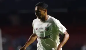 Victor Sá preocupa São Paulo após lesão em treino