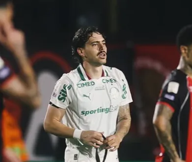 Maurício é denunciado pelo STJD e pode desfalcar o Palmeiras