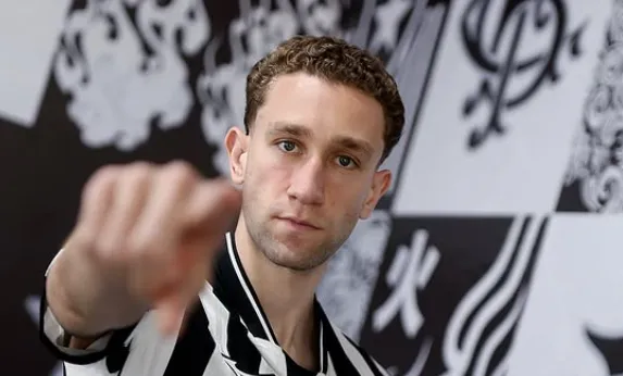 Botafogo anuncia a contratação do zagueiro Arthur Chaves