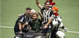 Atlético-MG faz série de provocações após eliminar o Santos
