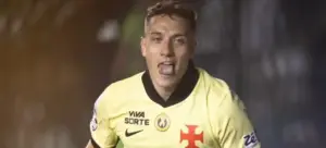 Destaque do Vasco valoriza apoio da torcida: 'Apaixonada'