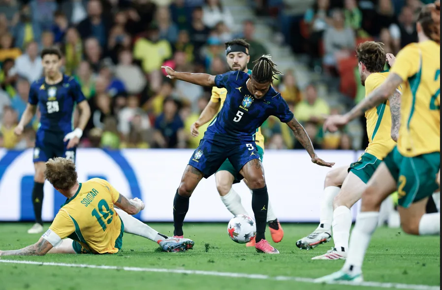 Austrália 2 x 4 Brasil - Seleção leva susto, mas vence a 1ª no novo ciclo 2 Captura de tela 2026 09 29 090713