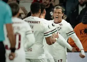 Platense-ARG 2 x 1 Fluminense - Tricolor nas semifinais