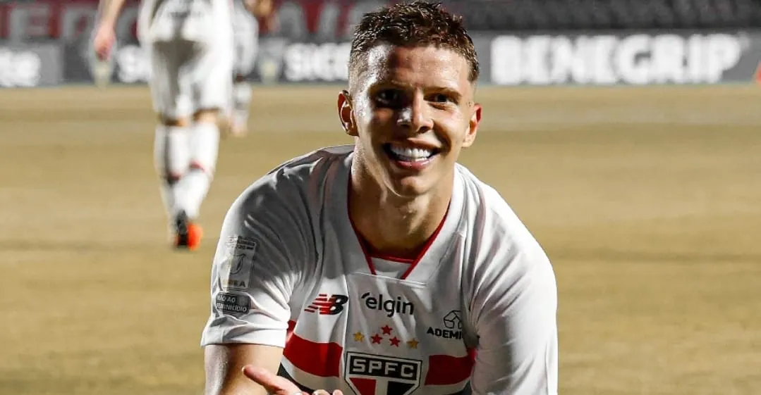 Gustavo Santana