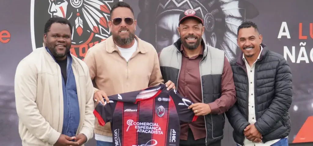Itaquá anuncia Fabiano Carneiro como novo técnico e coordenador geral de futebol