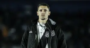 Gabriel Caran comemora acerto com a Ponte Preta em meio à crise