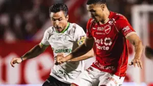 Ex-Guarani, Jonathan Costa ganha espaço na liderança do Vila Nova