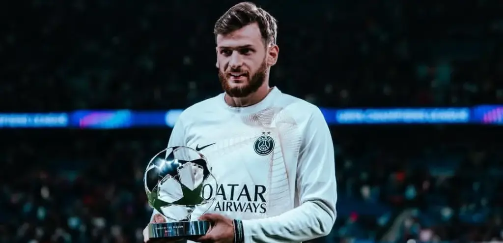 Dembélé aponta companheiro do PSG como melhor do mundo 3 Kvaratskhelia