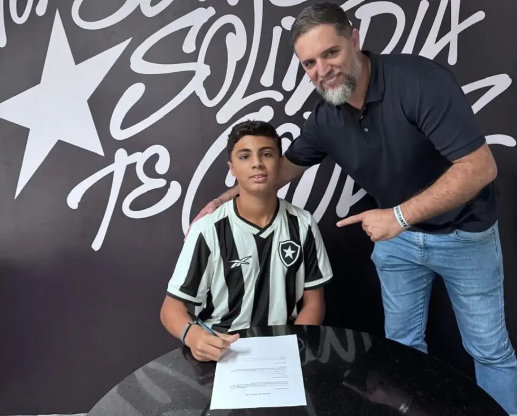 Botafogo oficializa acerto com Lucão, artilheiro do Paulista Sub-13 3 LUCAO 2